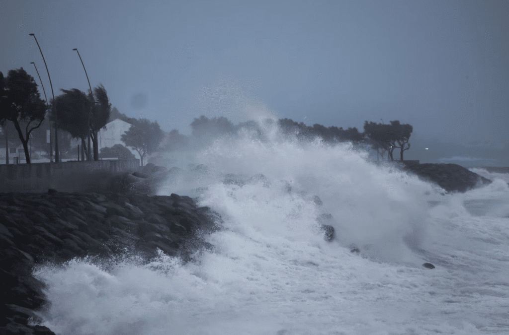 Crashing Hurricane Waves